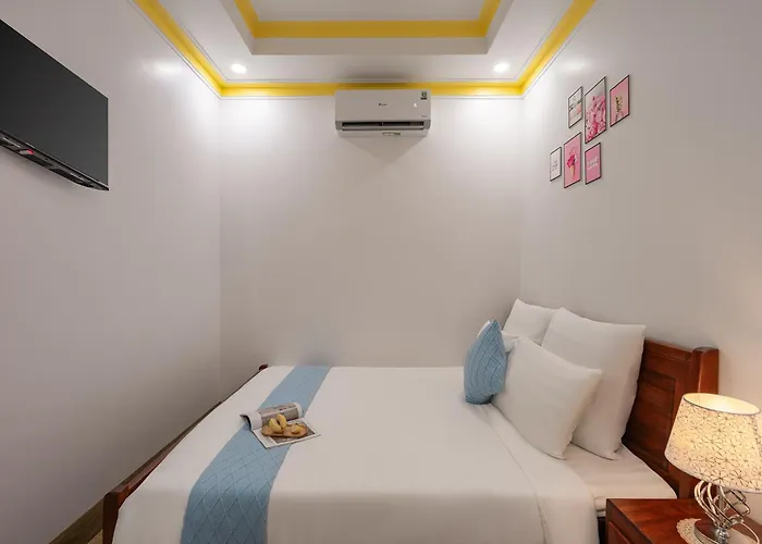 Bed &amp; Breakfast Song Ngọc 3*