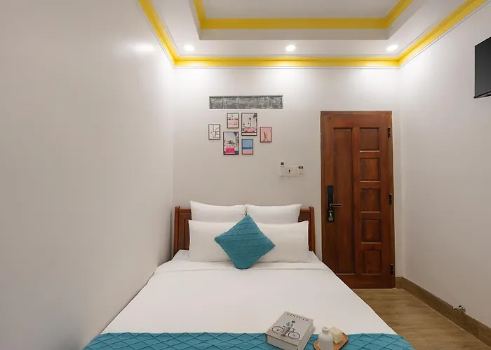Bed &amp; Breakfast Song Ngọc
