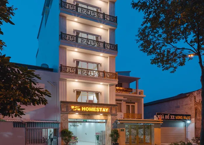 Bed &amp; Breakfast Song Ngọc
