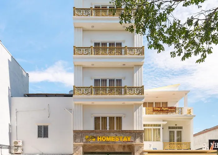 Bed &amp; Breakfast Song Ngọc 3*